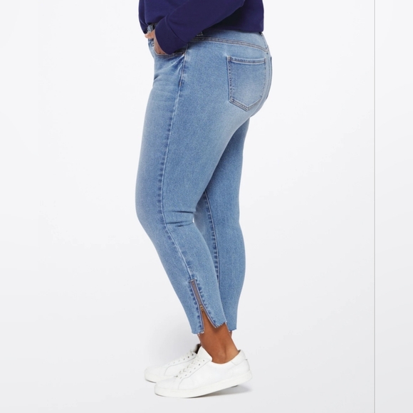 Revery Skinny Jeans with Ankle Zip - Picture 3 of 5